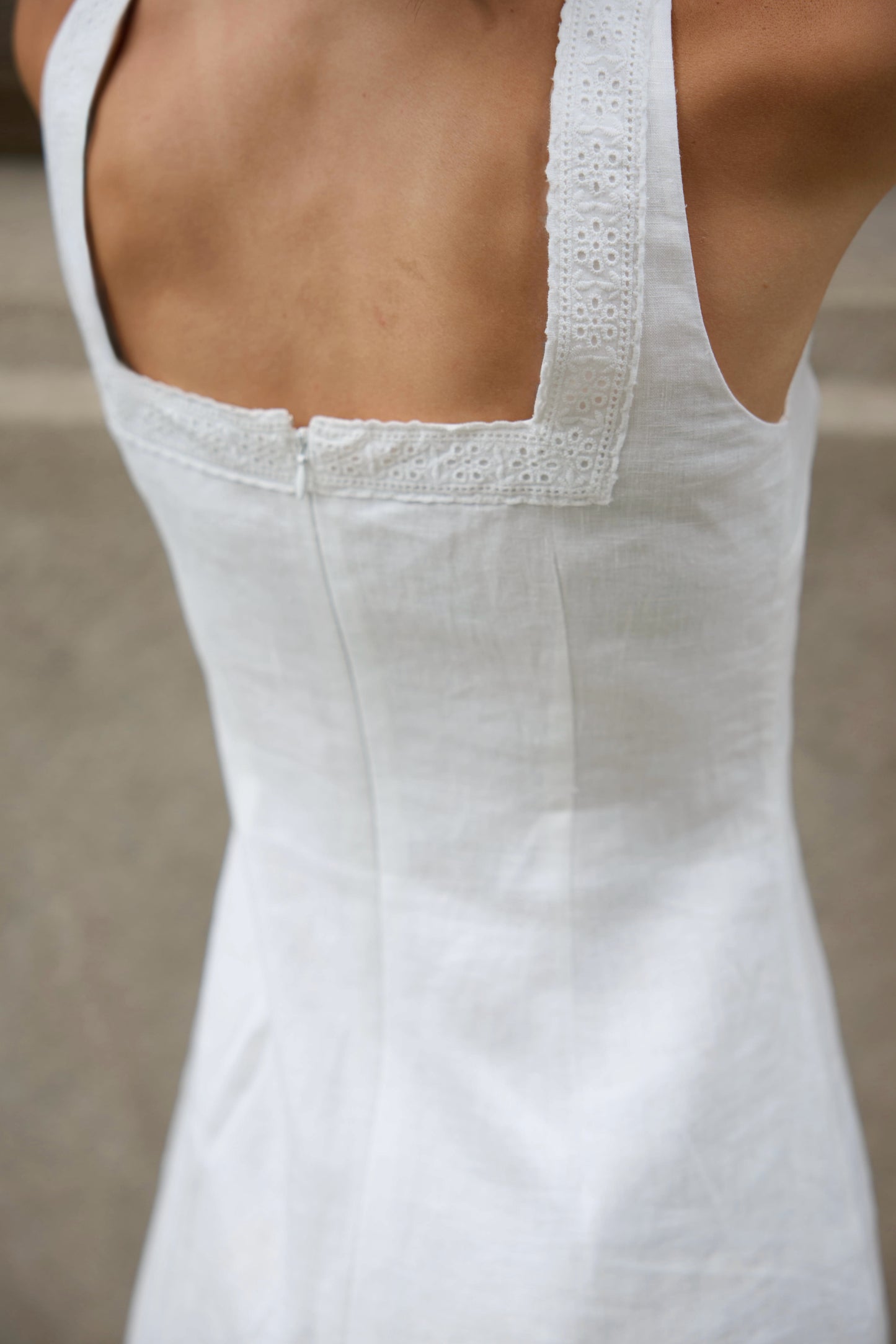 Premiere Linen Square Neck Midi Dress