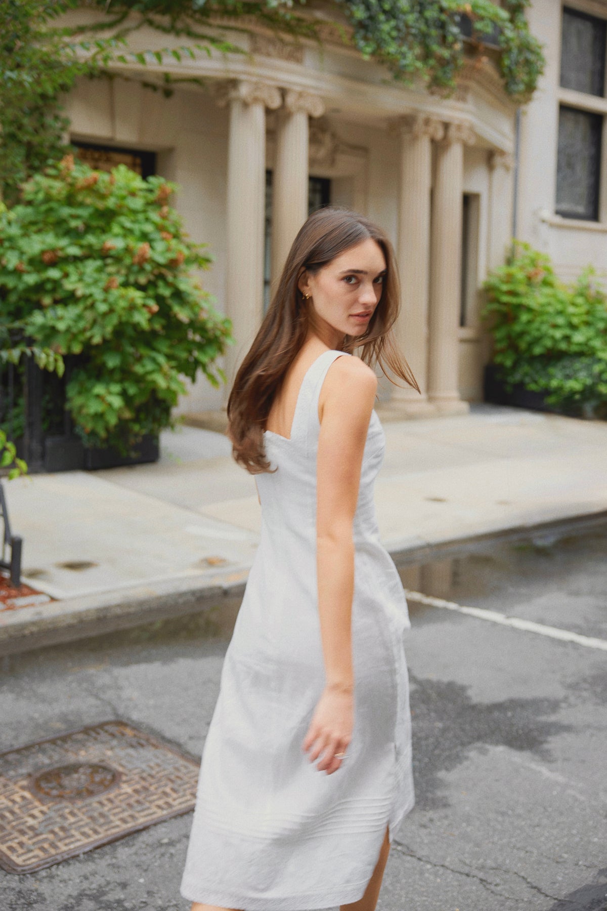 Premiere Linen Square Neck Midi Dress