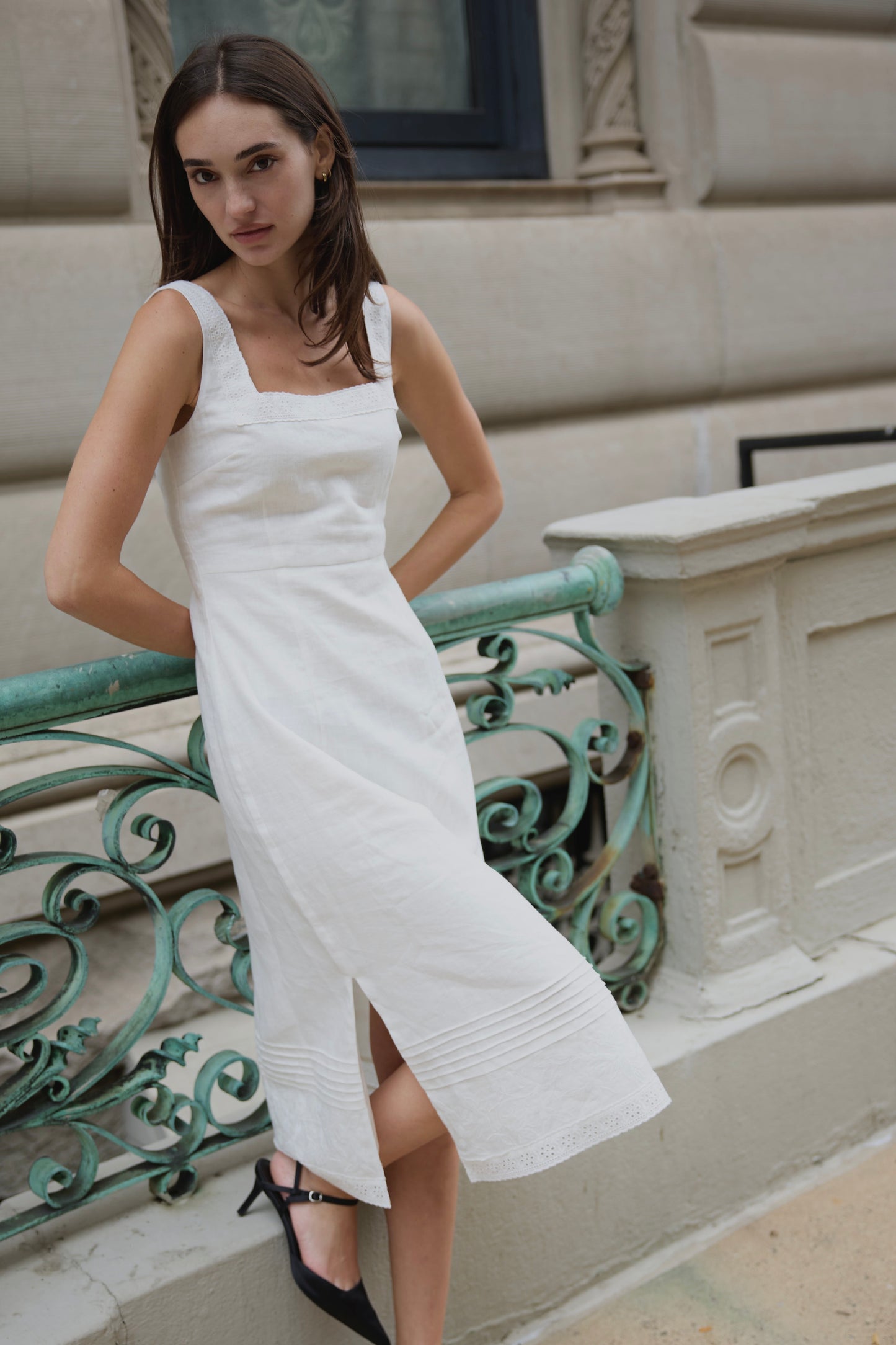 Robe midi en lin à col carré Première